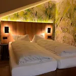 فندق Hotel-restaurant Amadeus Altwarmbuchen