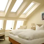 Hotel Hotel-restaurant Amadeus Altwarmbuchen