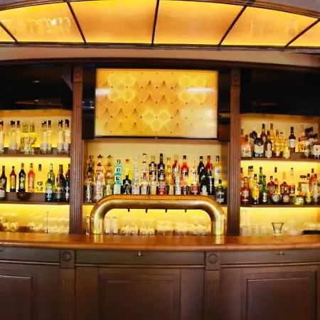 酒店 Hotel-restaurant Amadeus 3*