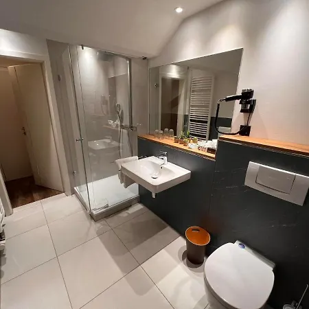 Hotel-restaurant Amadeus Altwarmbuchen