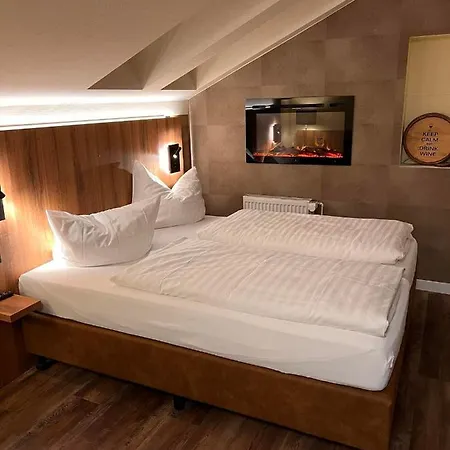 Hotel-restaurant Amadeus 3* Altwarmbuchen