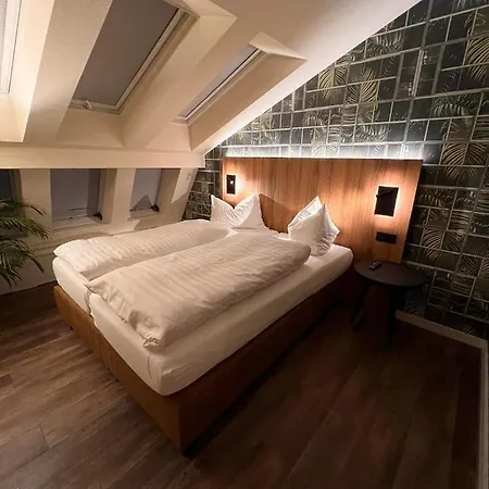 Hotel-restaurant Amadeus 酒店 Altwarmbuchen