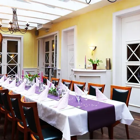Hotel-restaurant Amadeus 3* Altwarmbuchen