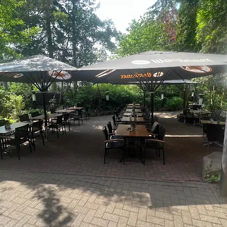 酒店 Hotel-restaurant Amadeus Altwarmbuchen