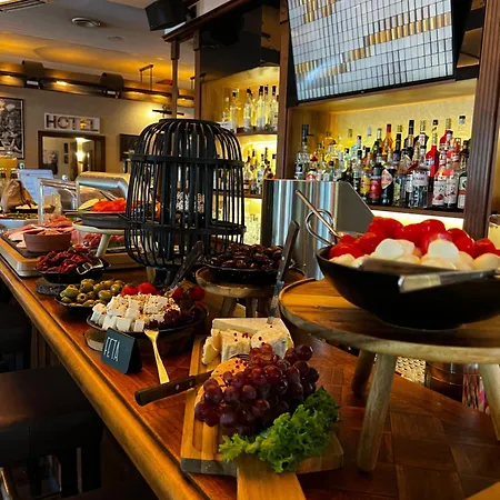 Hotel-restaurant Amadeus Hotel Altwarmbuchen