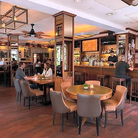 Hotel-restaurant Amadeus 3*