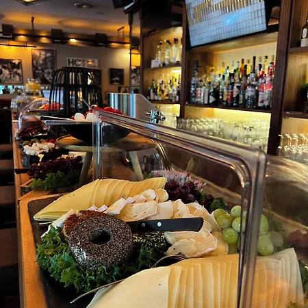 Hotel-restaurant Amadeus Hotel Altwarmbuchen